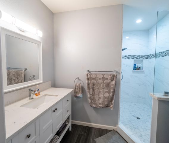 7517 Villa Court, Redding, CA 96002