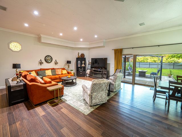 7517 Villa Court, Redding, CA 96002