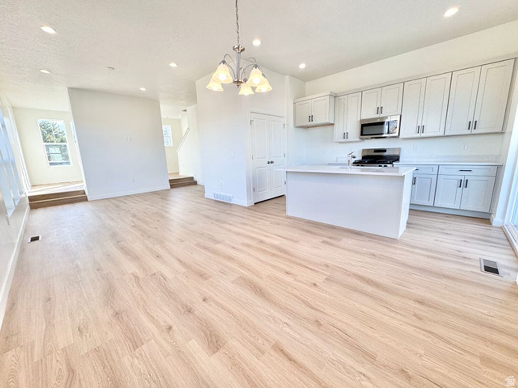 1650 N MAIN ST, Layton, UT 84041 — photo 2