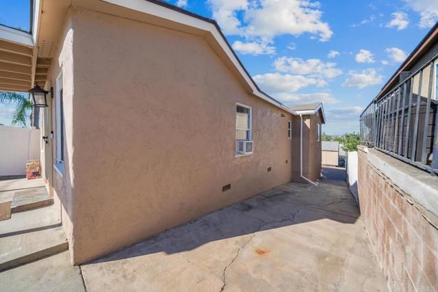 724 Felicita Avenue, Spring Valley, CA 91977