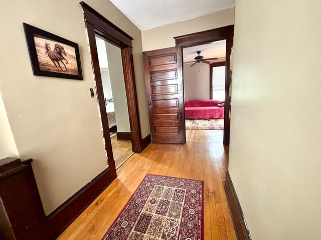 998 Margaret Street, Saint Paul, MN 55106