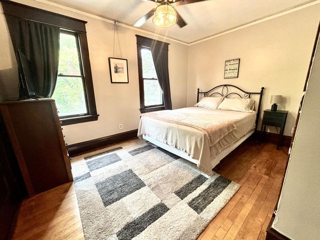 998 Margaret Street, Saint Paul, MN 55106