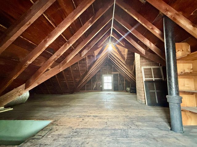 998 Margaret Street, Saint Paul, MN 55106