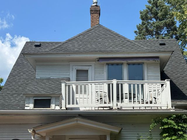 998 Margaret Street, Saint Paul, MN 55106