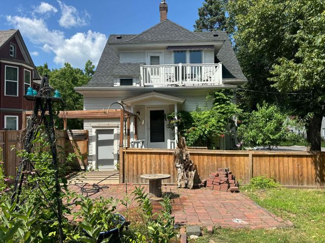 998 Margaret Street, Saint Paul, MN 55106
