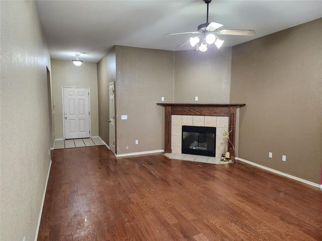 212 Cambridge Drive, Midwest City, OK 73110