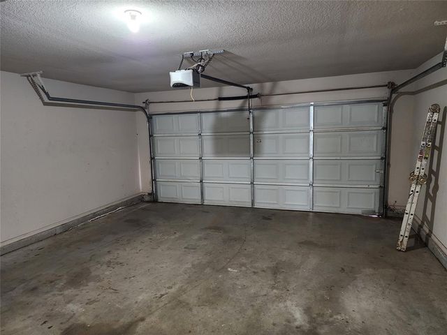 212 Cambridge Drive, Midwest City, OK 73110