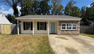 1012 Fairborn CT, Virginia Beach, VA 23464