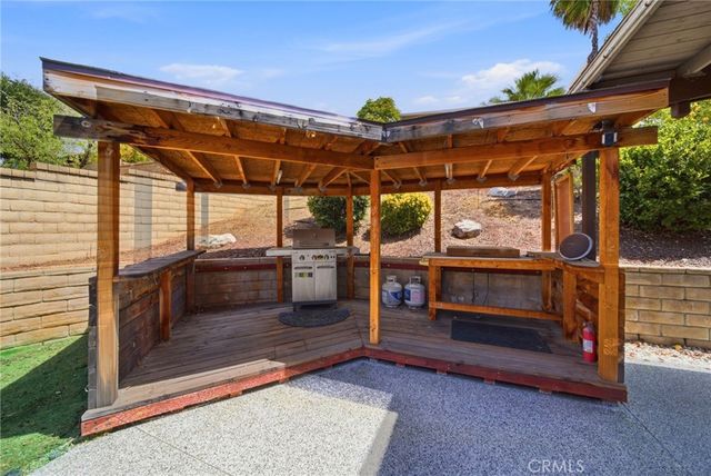 24484 Lincoln Avenue, Murrieta, CA 92562