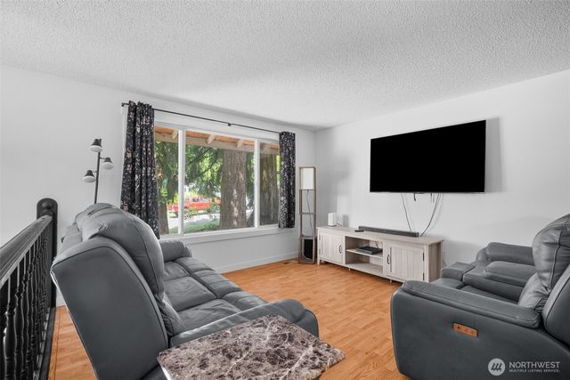 21022 117th Street E, Bonney Lake, WA 98391