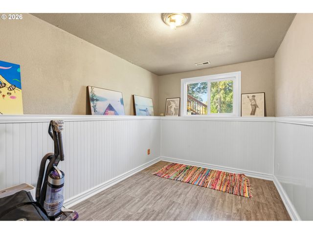 19915 Sw Rock Dr, Aloha, OR 97003