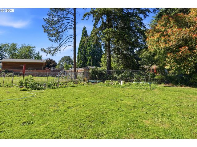 19915 Sw Rock Dr, Aloha, OR 97003