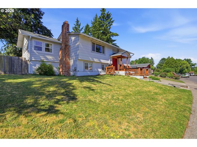 19915 Sw Rock Dr, Aloha, OR 97003