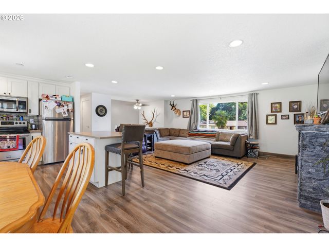 19915 Sw Rock Dr, Aloha, OR 97003