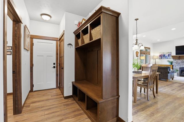 2215 W Caden Ave, Spokane, WA 99208