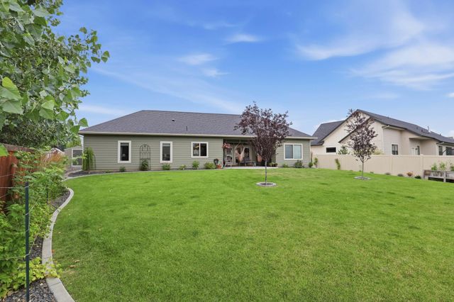 2215 W Caden Ave, Spokane, WA 99208