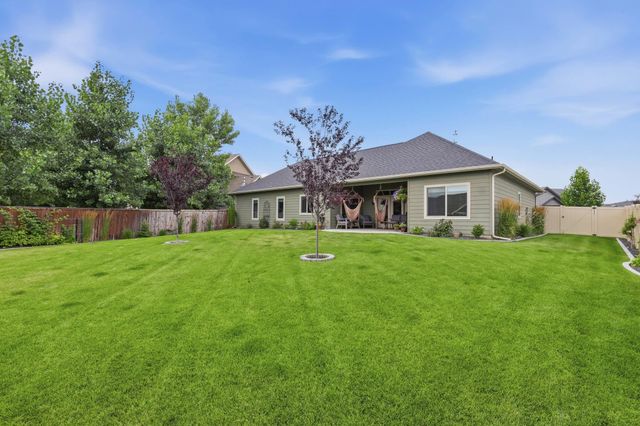 2215 W Caden Ave, Spokane, WA 99208