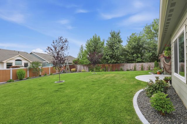 2215 W Caden Ave, Spokane, WA 99208