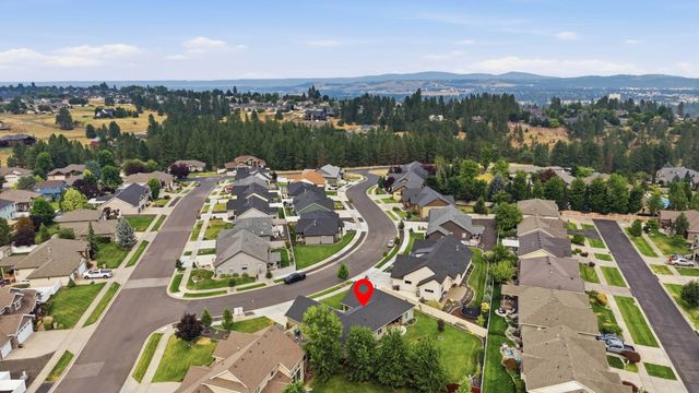 2215 W Caden Ave, Spokane, WA 99208