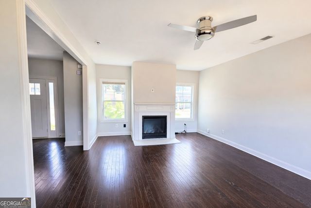 821 Westmoreland Circle NW, Atlanta, GA 30318