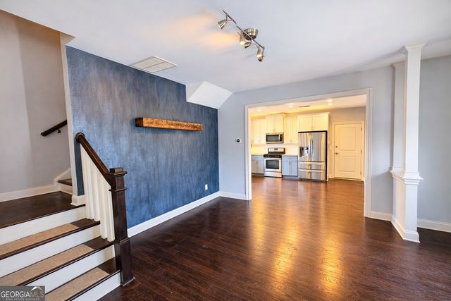 821 Westmoreland Circle NW, Atlanta, GA 30318