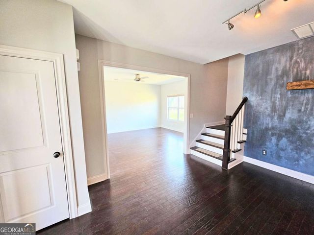 821 Westmoreland Circle NW, Atlanta, GA 30318
