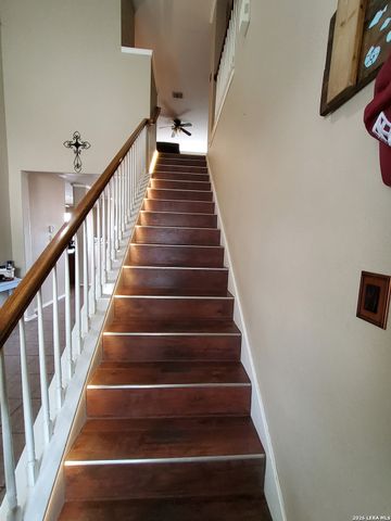 129 CARMEL DR, Cibolo, TX 78108