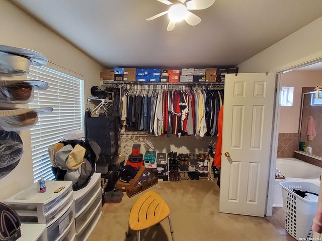 129 CARMEL DR, Cibolo, TX 78108