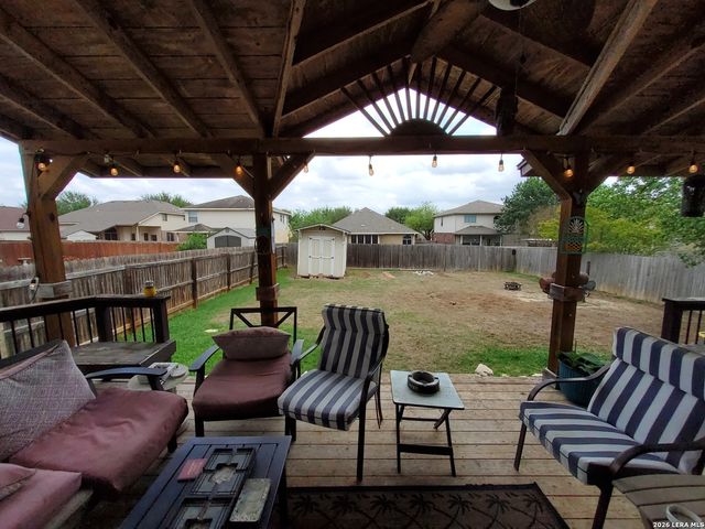 129 CARMEL DR, Cibolo, TX 78108