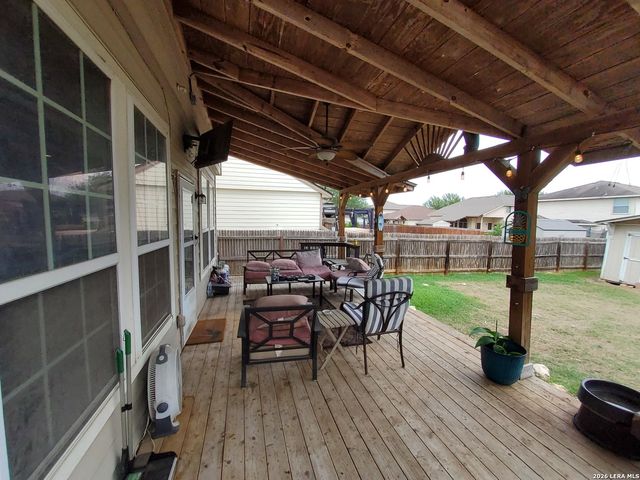 129 CARMEL DR, Cibolo, TX 78108