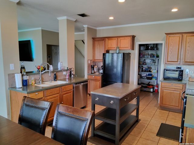 129 CARMEL DR, Cibolo, TX 78108