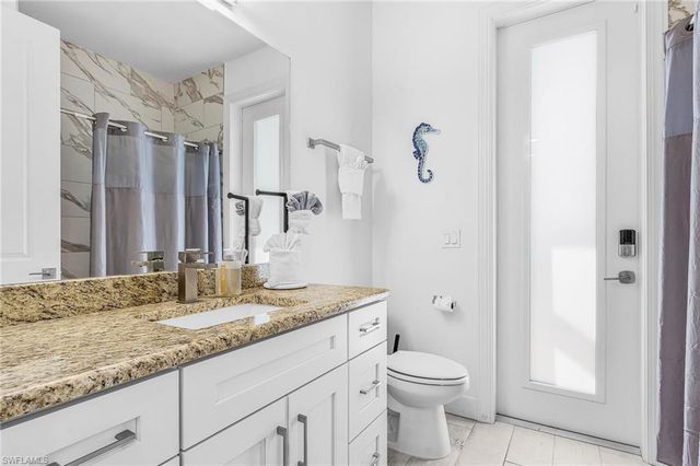 136 Kamal PKWY, Cape Coral, FL 33904