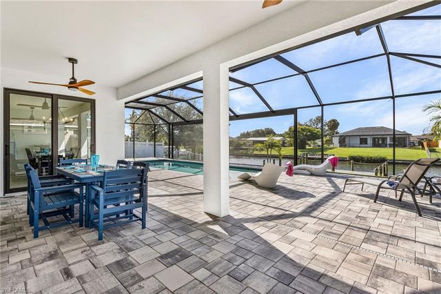 136 Kamal PKWY, Cape Coral, FL 33904