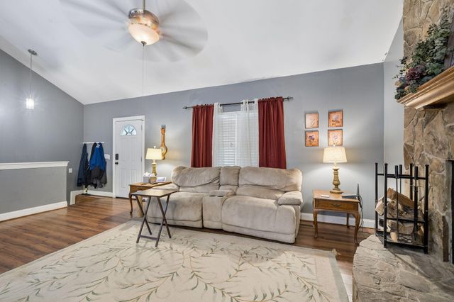 37 Pamela Lane, Ringgold, GA 30736