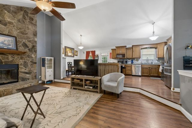 37 Pamela Lane, Ringgold, GA 30736