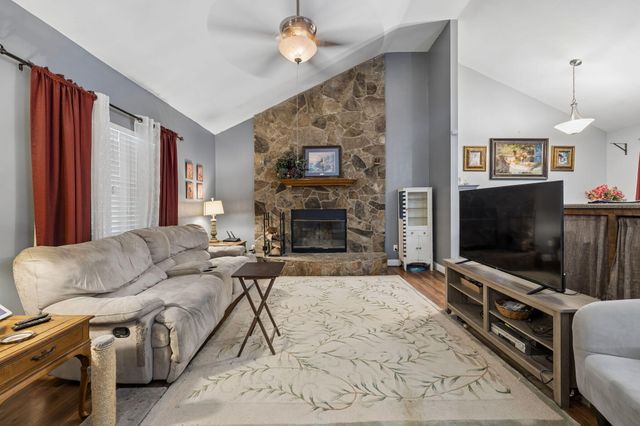 37 Pamela Lane, Ringgold, GA 30736