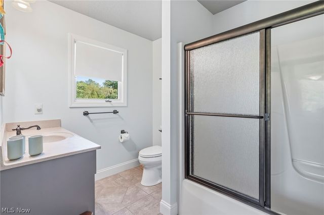 108 Spruce Drive NW, North Canton, OH 44720