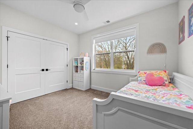 1560 Samanthas Way, Deerfield, IL 60015