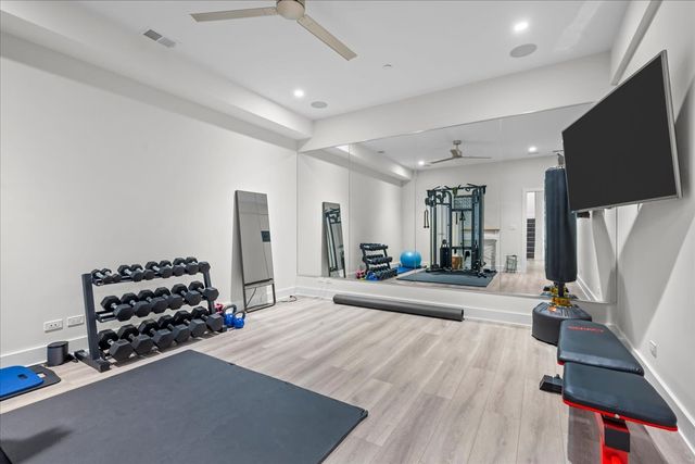 1560 Samanthas Way, Deerfield, IL 60015