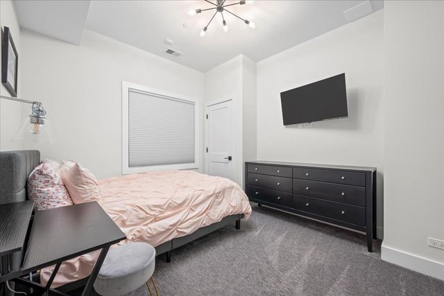 1560 Samanthas Way, Deerfield, IL 60015