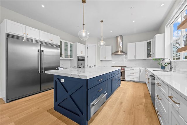 1560 Samanthas Way, Deerfield, IL 60015