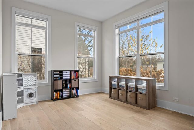 1560 Samanthas Way, Deerfield, IL 60015