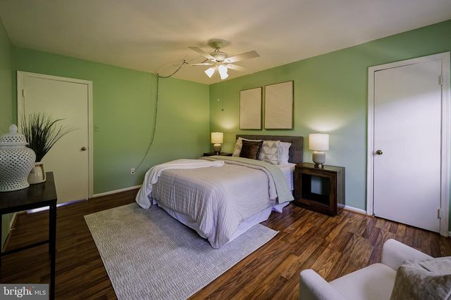 7950 LAKECREST DR, Greenbelt, MD 20770