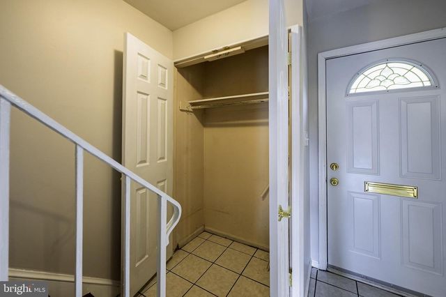 7950 LAKECREST DR, Greenbelt, MD 20770