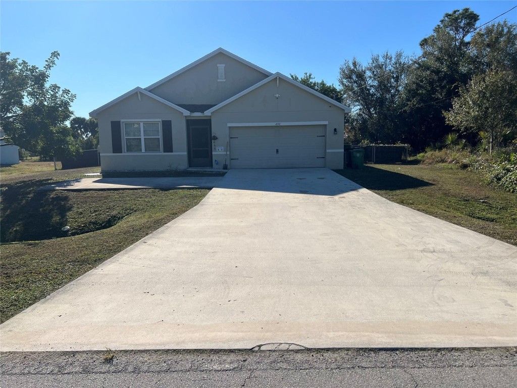 692 SW Paar Drive, Port St. Lucie, Port St Lucie, FL 34953