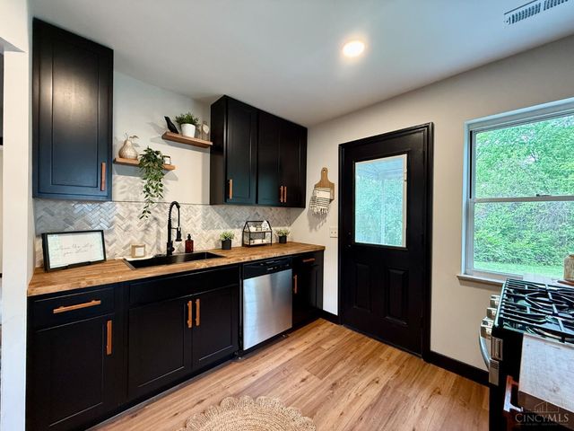 3645 Edgebrook Drive, Green Twp, OH 45248