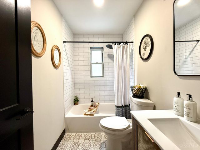 3645 Edgebrook Drive, Green Twp, OH 45248