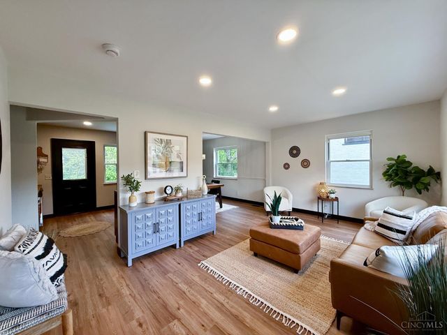 3645 Edgebrook Drive, Green Twp, OH 45248