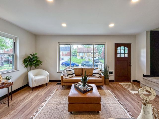 3645 Edgebrook Drive, Green Twp, OH 45248