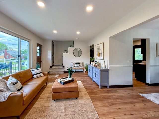 3645 Edgebrook Drive, Green Twp, OH 45248